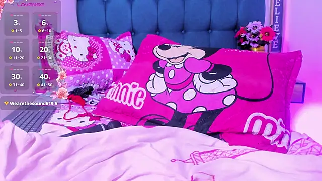 Snapshot of Hellen_starx chatting on October 16, 2025, 9:06 am Hellen starx online show from October 16, 2025, 9:06 am