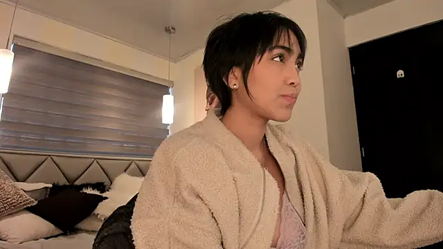 im Luucy online show from January 18, 2025, 12:36 pm