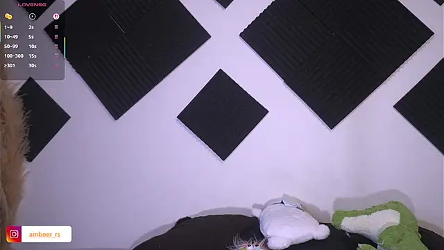 Ambeer Rousess online show from October 10, 2025, 2:45 am