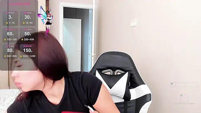 Snapshot of may_mia chatting on October 11, 2025, 4:24 am may mia online show from October 11, 2025, 4:24 am