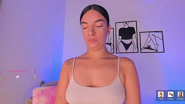 777AylinZ online show from December 23, 2025, 10:58 am