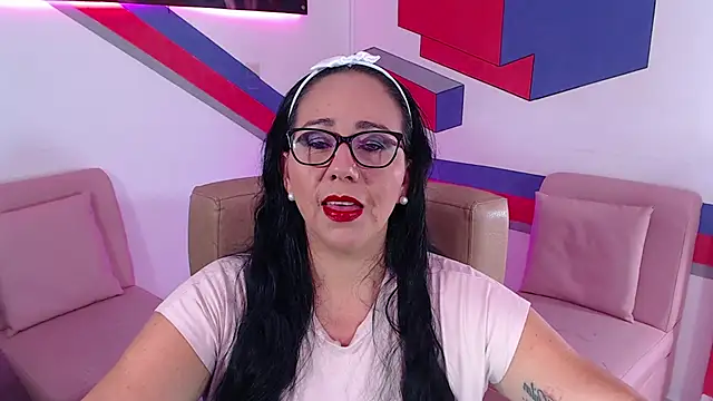 ashleylove prg online show from February 8, 2025, 3:30 am