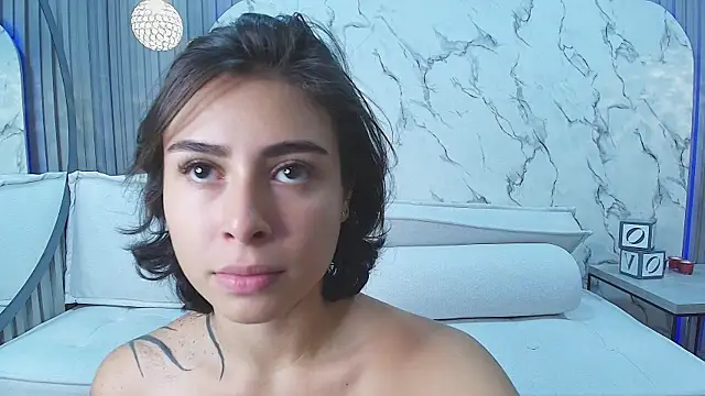 Snapshot of Franchesca_De_Luca chatting on March 15, 2025, 9:49 pm Franchesca De Luca online show from March 15, 2025, 9:49 pm