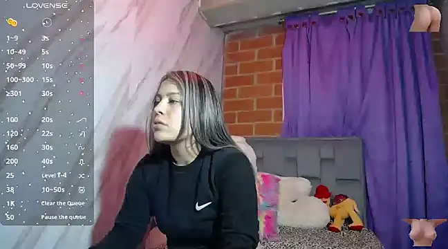 Cinthia Kendall online show from December 27, 2024, 4:47 am