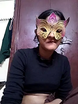 BabySlimmy10 online show from November 23, 2025, 6:51 pm