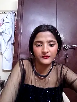 BabySlimmy10 online show from February 21, 2026, 7:05 pm