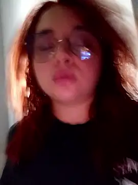 Snapshot of CURVY-HORNY chatting on September 22, 2025, 10:16 pm CURVY-HORNY online show from September 22, 2025, 10:16 pm