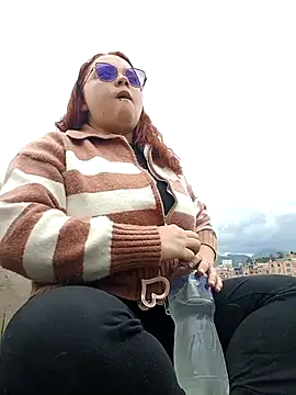 Snapshot of CURVY-HORNY chatting on September 24, 2025, 7:42 pm CURVY-HORNY online show from September 24, 2025, 7:42 pm