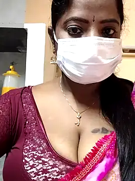 sheela28 online show from December 11, 2024, 5:04 pm