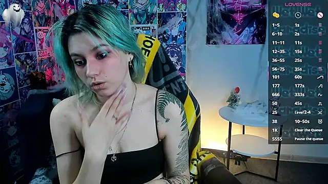 Snapshot of Bonni_Meiz chatting on November 1, 2025, 2:51 am Bonni Meiz online show from November 1, 2025, 2:51 am