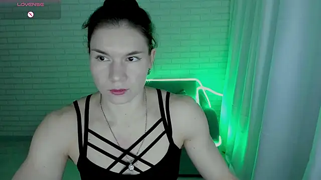 Lisa Ray online show from February 24, 2025, 4:27 am
