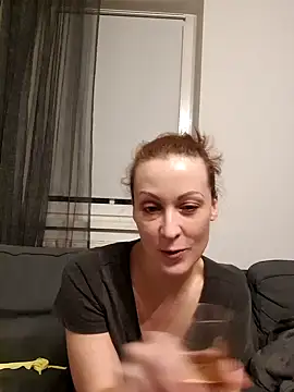IsabellaLuiXXX online show from December 11, 2024, 5:04 pm