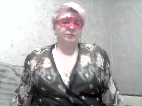 Lisa Suzie online show from December 29, 2024, 2:10 pm