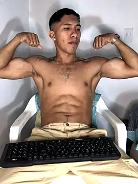 Snapshot of maximo_vega_newv chatting on October 31, 2025, 11:22 pm maximo vega newv online show from October 31, 2025, 11:22 pm