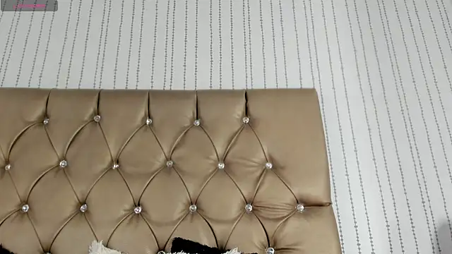 candymery online show from September 18, 2025, 7:17 pm