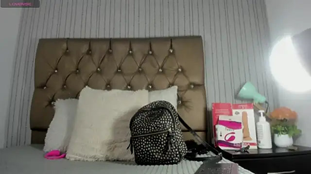 candymery online show from October 17, 2025, 7:04 pm