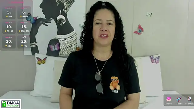 Snapshot of Adelesmithh chatting on February 4, 2026, 11:49 am Adelesmithh online show from February 4, 2026, 11:49 am