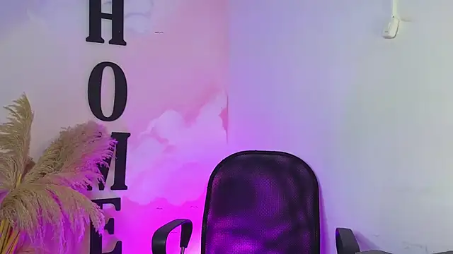 Snapshot of Iiam_danii chatting on January 27, 2025, 12:16 pm Iiam danii online show from January 27, 2025, 12:16 pm