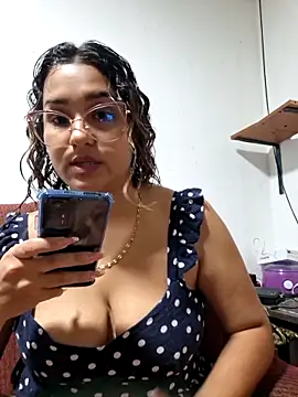 Snapshot of BrendaGirs chatting on October 7, 2025, 2:23 am BrendaGirs online show from October 7, 2025, 2:23 am