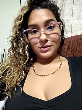 BrendaGirs online show from December 16, 2025, 2:49 am