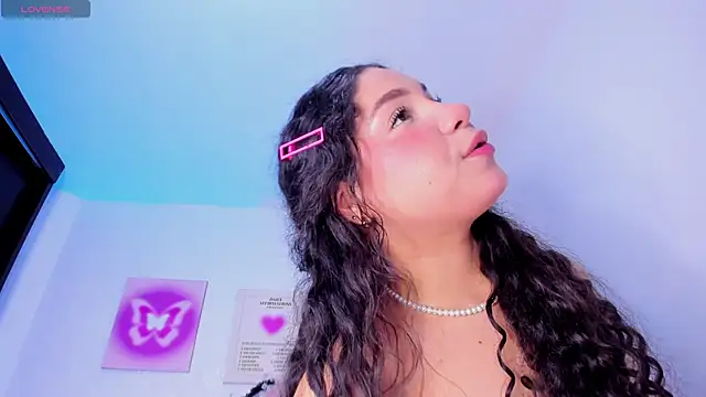 Snapshot of amandalee01 chatting on October 27, 2025, 6:42 pm amandalee01 online show from October 27, 2025, 6:42 pm