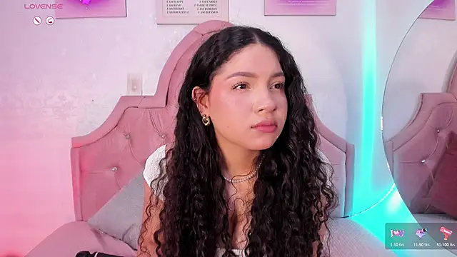 Snapshot of amandalee01 chatting on September 14, 2025, 7:25 pm amandalee01 online show from September 14, 2025, 7:25 pm