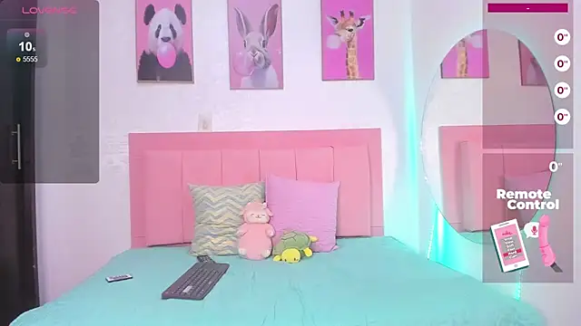 Snapshot of amandalee01 chatting on March 10, 2025, 1:10 pm amandalee01 online show from March 10, 2025, 1:10 pm