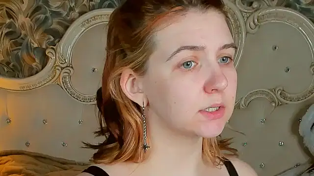 Snapshot of Melanie_Stoun chatting on March 14, 2025, 11:01 am Melanie Stoun online show from March 14, 2025, 11:01 am