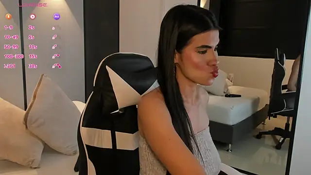 Snapshot of stephanya_ chatting on October 16, 2025, 8:17 pm stephanya  online show from October 16, 2025, 8:17 pm