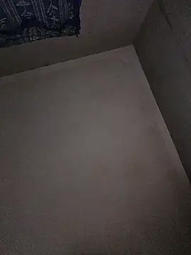 Snapshot of manuamador chatting on December 3, 2025, 4:35 am manuamador online show from December 3, 2025, 4:35 am