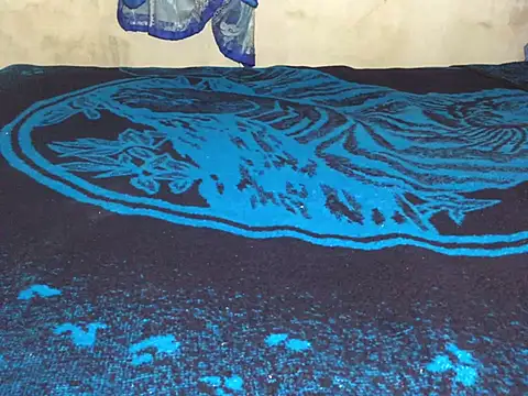 manuamador online show from February 13, 2025, 3:50 am