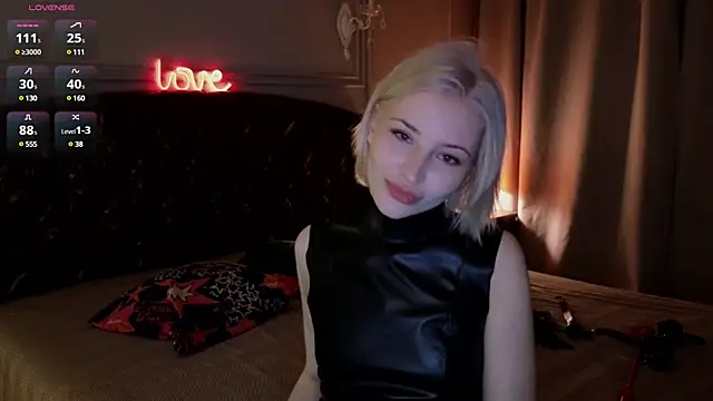 alexa novak online show from December 10, 2024, 1:43 am