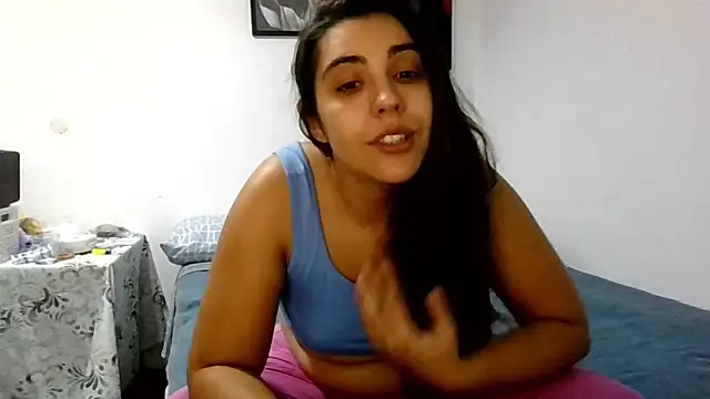 Ursumi1 online show from November 24, 2025, 10:10 pm