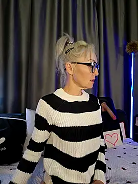 Milforja online show from March 20, 2026, 5:25 pm