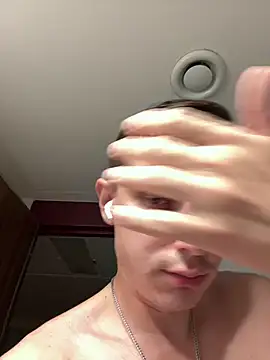 Snapshot of Hard_SeaMen chatting on December 7, 2024, 11:12 am Hard SeaMen online show from December 7, 2024, 11:12 am