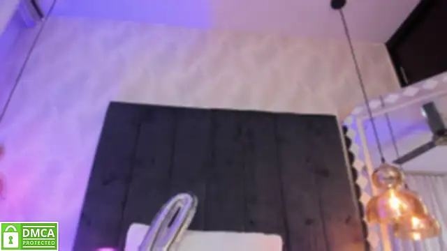 Snapshot of SHARONN____ chatting on March 17, 2025, 6:18 am SHARONN     online show from March 17, 2025, 6:18 am