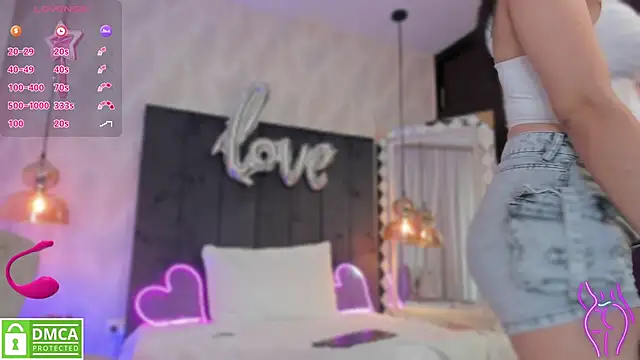 Snapshot of SHARONN____ chatting on March 12, 2025, 3:46 am SHARONN     online show from March 12, 2025, 3:46 am