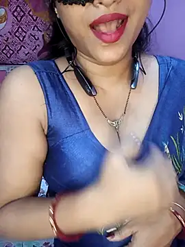 Sexy Mona Bhabhi online show from September 18, 2025, 5:38 pm