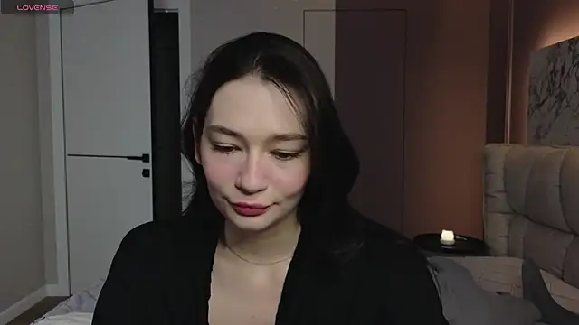 Misty Rose online show from March 13, 2025, 3:54 am