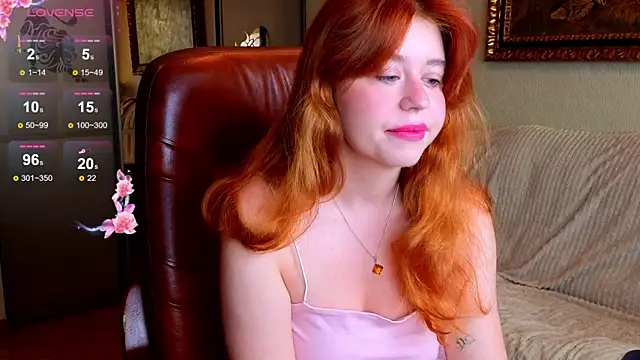 Snapshot of Penny_Staaar chatting on September 28, 2025, 4:52 am Penny Staaar online show from September 28, 2025, 4:52 am