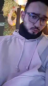 Nene1325 online show from March 17, 2025, 10:40 pm