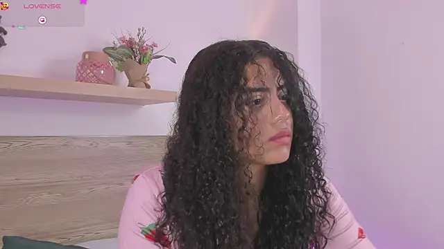 Snapshot of yaya23x chatting on October 15, 2025, 2:25 pm yaya23x online show from October 15, 2025, 2:25 pm