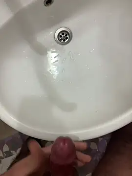 Snapshot of denizli18 chatting on February 4, 2026, 7:31 pm denizli18 online show from February 4, 2026, 7:31 pm