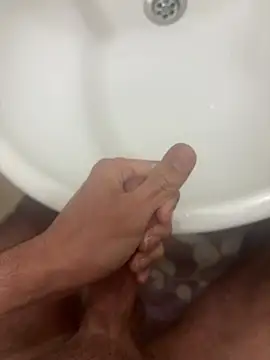 Snapshot of denizli18 chatting on February 8, 2026, 7:11 pm denizli18 online show from February 8, 2026, 7:11 pm