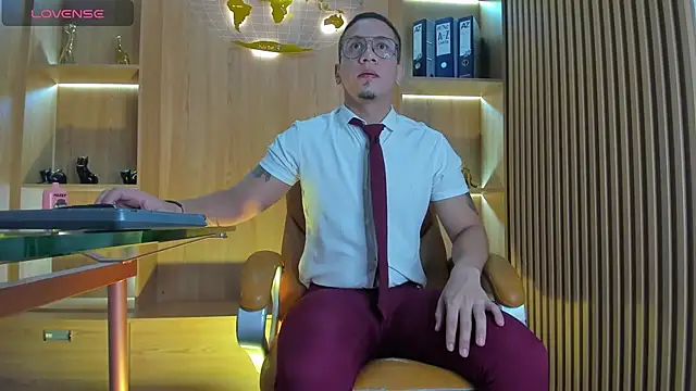 Snapshot of JoshMillerr_ chatting on September 28, 2025, 3:02 am JoshMillerr  online show from September 28, 2025, 3:02 am