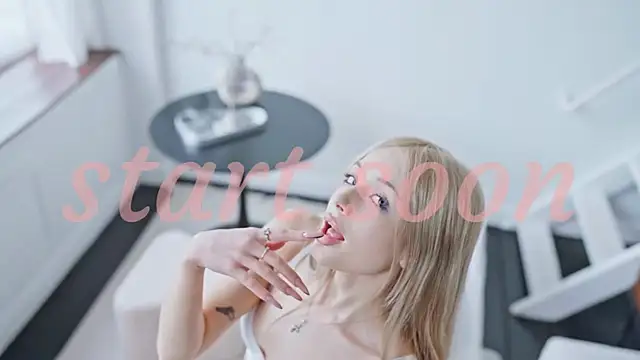 lovendy  online show from September 13, 2025, 1:44 pm
