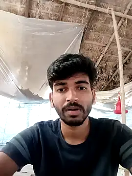 Snapshot of Roni1028 chatting on December 29, 2024, 8:55 am Roni1028 online show from December 29, 2024, 8:55 am