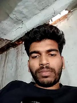 Snapshot of Roni1028 chatting on December 13, 2024, 9:35 am Roni1028 online show from December 13, 2024, 9:35 am