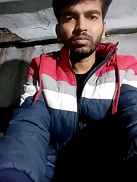 Snapshot of Roni1028 chatting on December 10, 2024, 8:16 pm Roni1028 online show from December 10, 2024, 8:16 pm