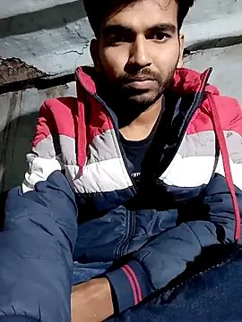 Snapshot of Roni1028 chatting on December 8, 2024, 3:02 pm Roni1028 online show from December 8, 2024, 3:02 pm